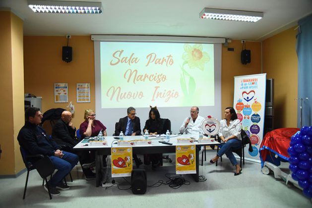 Donato un letto da parto e l'umanizzazione pittorica di tre sale parto all'U.O. di Ostetricia e Ginecologia del Vito Fazzi - Corriere Salentino