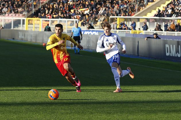 Il Lecce subisce la concretezza ed il cinismo del Como, al Via del Mare finisce 0-3 - Corriere Salentino