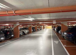 Il Park Liberty cambia la mobilità del centro, picchi di 400 auto anche la sera. Intanto, in via Costa tanti stalli restano vuoti