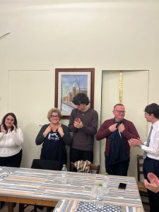 Una cena nel ristorante di Enrica Ciardo e Vincenzo Cazzato, vittime di gravi intimidazioni: Gioventù Nazionale al fianco di chi non si piega alla mafia - Corriere Salentino