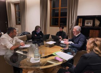 Liste d’attesa, il governatore ha già un problema: “Dalla Regione atti illegittimi. Decaro convochi le rappresentanze sindacali”