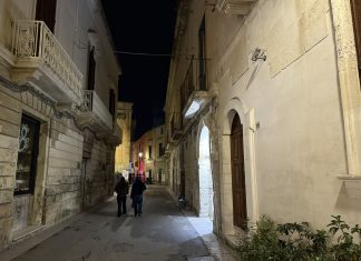 Nuove regole per gli eventi, scatta la stretta: più carte, più controlli e la movida sotto tutela