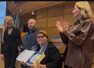 Da Erchie a Roma, la forza delle parole e della vita: Nazarena Savino tra le eccellenze premiate con il “Parola d’Oro”