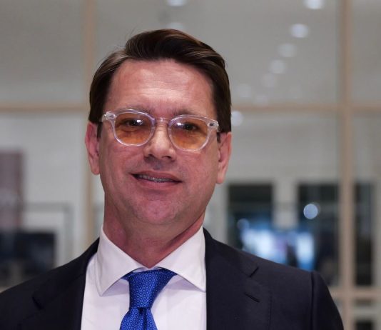 Inclusione degli studenti sordi, oltre 321mila euro per la formazione degli assistenti alla comunicazione