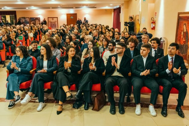 La Fondazione Pietro De Francesco celebra il merito: premiati 19 giovani studenti - Corriere Salentino