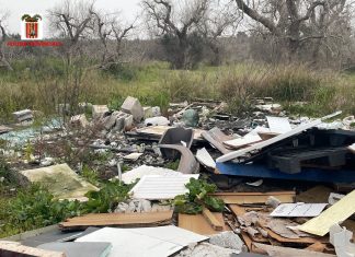 Ennesimi scempi ambientali, smaltimento illecito di rifiuti a Nardò, Lecce e Casarano