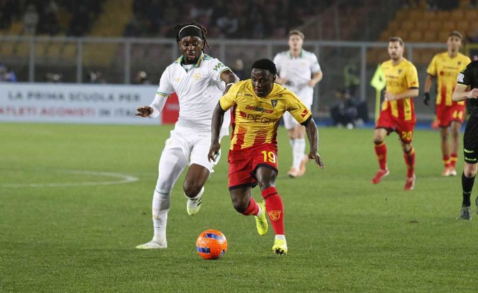 Il Lecce è spuntato e non segna, i capitolini passano al Via del Mare 0-2 - Corriere Salentino