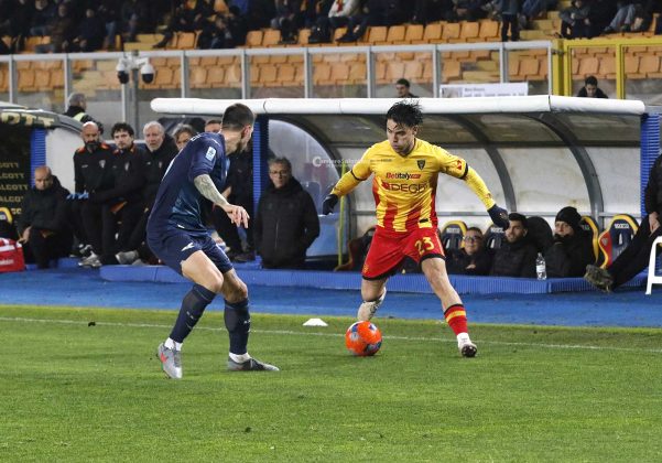 Reti inviolate al Via del Mare, solo un punto per i giallorossi - Corriere Salentino