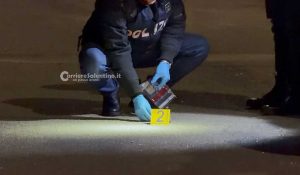 Spari in strada dopo lite con l’ex moglie, arrestati padre e figlio. Ferito l’uomo che proteggeva la donna - Corriere Salentino