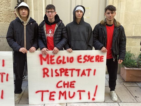 Sabato 7 febbraio il flashmob antibullismo di Mabasta in 550 scuole in tutta Italia - Corriere Salentino
