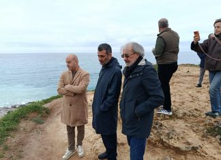 Crollo a Sant’Andrea, sopralluogo di Decaro: l’attenzione si concentra sulla Torre di Torre dell’Orso