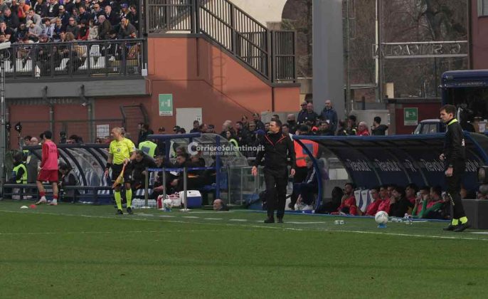 Il Lecce illude e poi capitola già nel primo tempo. Como-Lecce, 3-1 - Corriere Salentino