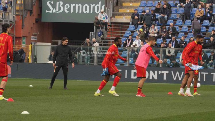 Il Lecce illude e poi capitola già nel primo tempo. Como-Lecce, 3-1 - Corriere Salentino