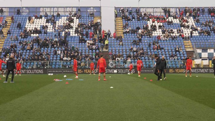 Il Lecce illude e poi capitola già nel primo tempo. Como-Lecce, 3-1 - Corriere Salentino