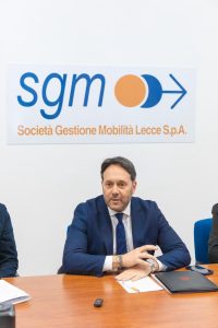 Bus urbani promossi dagli utenti e molto utilizzati dalla fascia di 35/45 anni: il 90,2% dà un voto positivo al servizio Sgm - Corriere Salentino