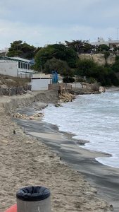 Salento, le mareggiate devastano le coste mentre le risorse regionali tardano ad arrivare - Corriere Salentino