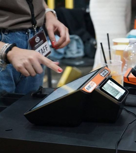La startup salentina EvenPos rivoluziona il modo di pagare alle Sagre e agli eventi - Corriere Salentino