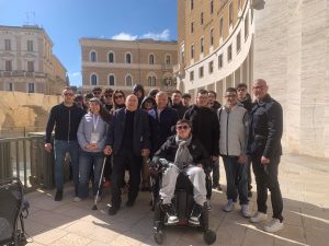 Lecce, all’Anfiteatro Romano una visita che diventa lezione di inclusione. L’assessore Guido: “Promessa mantenuta” - Corriere Salentino