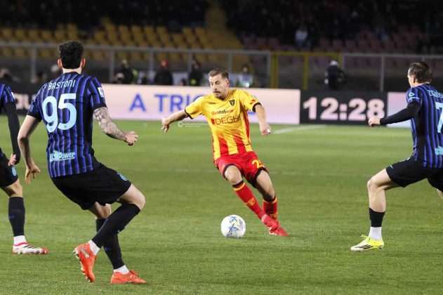 I giallorossi crollano negli ultimi quindici minuti al Via del Mare: Lecce-Inter, 0-2 - Corriere Salentino