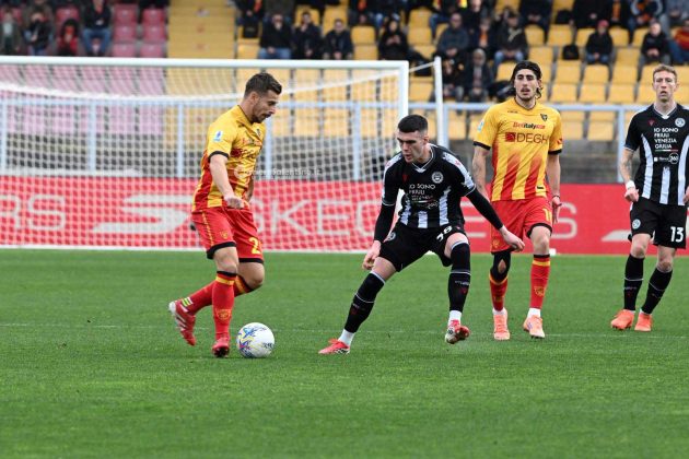 Banda regala ai giallorossi tre punti pesantissimi, Lecce-Udinese 2-1 - Corriere Salentino