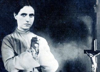 Una luce nel cuore di Gallipoli: Lucia Solidoro e il cammino silenzioso verso la santità