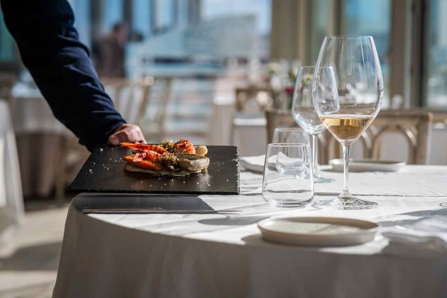 Aqua Restaurant, Porto Cesareo: quando il mare diventa memoria, tecnica e futuro - Corriere Salentino