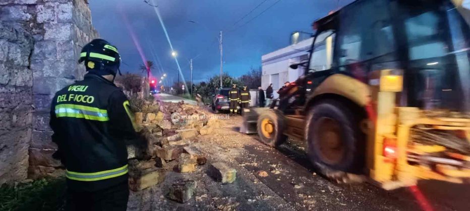 Tromba d’aria a Presicce-Acquarica: crolla un muro - Corriere Salentino