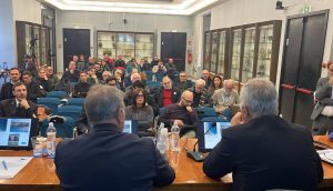 Erosione costiera e ripascimento, vertice in Camera di Commercio. Della Valle, “non possiamo più attendere, interventi subito sulla costa”. Roberto Giordano Anguilla, “presto i fondi Cis per le marine leccesi” - Corriere Salentino