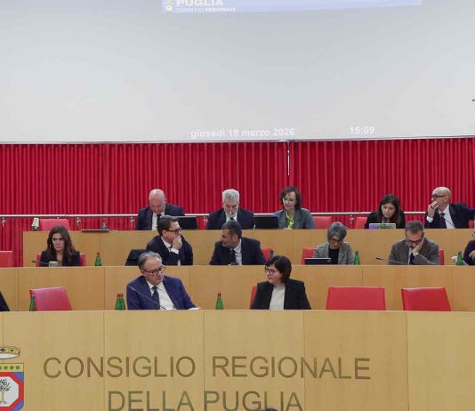 Consiglio regionale: approvata la mozione per regolarizzare il bollo auto scaduto. Lavori conclusi