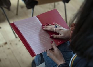 Forty.40 il libro-autobiografia del Teatro Koreja racconta quarant’anni di visioni, relazioni e trasformazioni attraverso le immagini