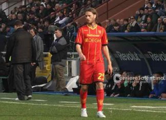 Le pagelle dei giallorossi in Napoli – Lecce: primo gol per Siebert, Gallo croce e delizia, Cheddira non incide