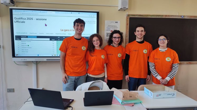 Gli studenti salentini tra i più bravi d'Italia: in 39 alle finali nazionali dei Campionati di Fisica, Astronomia, Cybersicurezza e alle Olimpiadi della Cultura e del Talento - Corriere Salentino