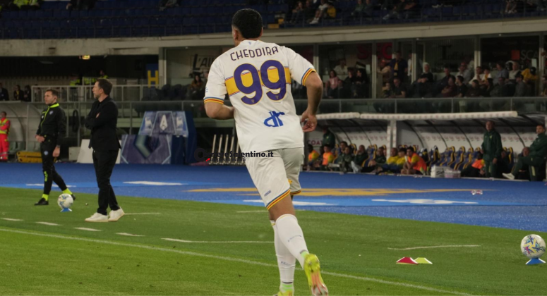 Il Lecce raccoglie un punto, in una partita a reti inviolate, a Verona ed esce dalla zona retrocessione. - Corriere Salentino