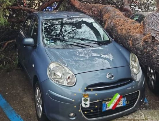 Maltempo, allerta rossa nella Puglia centro-settentrionale, arancione sul resto del territorio - Corriere Salentino