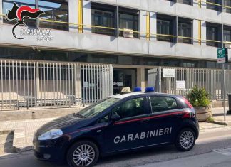 Evade dai domiciliari, raggiunge tribunale civile e tenta furto nell’ufficio di una funzionaria: arrestato