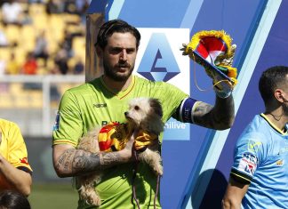 Falcone, il portiere con più presenze nella storia del Lecce: superato anche Lorieri