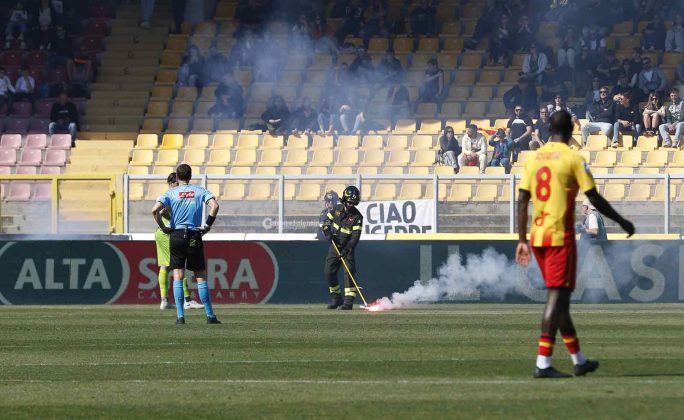 Fischi al Via del Mare per i giallorossi, Lecce-Atalanta 0-3 - Corriere Salentino