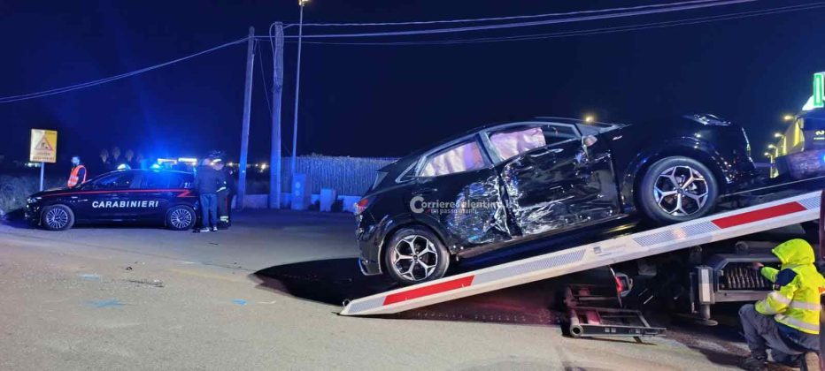 Drammatico scontro tra auto e moto lungo la Statale 275, perde la vita un 25enne - Corriere Salentino