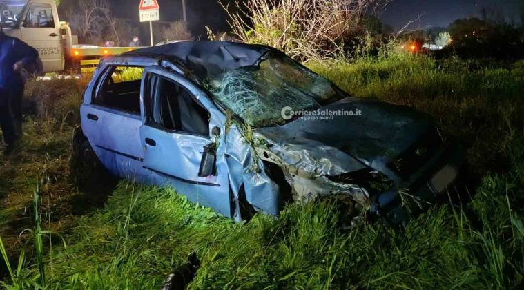 Pasquetta di sangue, auto va fuoristrada e tre giovani finiscono in ospedale - Corriere Salentino