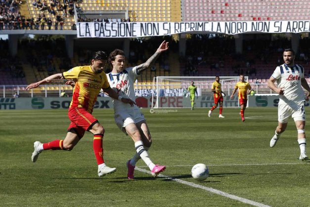 Fischi al Via del Mare per i giallorossi, Lecce-Atalanta 0-3 - Corriere Salentino