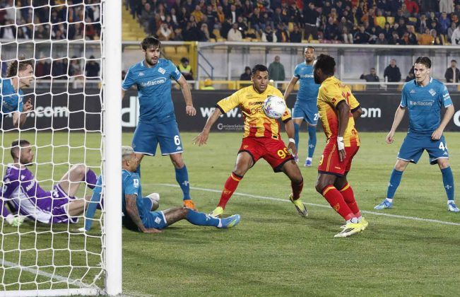 Ripresa di “cuore”, il Lecce limita i danni: contro la Fiorentina un pari per continuare a sperare - Corriere Salentino