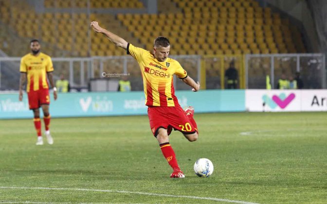 Ripresa di “cuore”, il Lecce limita i danni: contro la Fiorentina un pari per continuare a sperare - Corriere Salentino