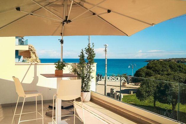 Il Mercato del Pesce raddoppia: nuovo spazio su due livelli con cocktail bar vista mare - Corriere Salentino