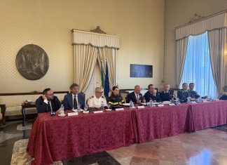 Stagione estiva 2026: Movida sì ma responsabile, guerra ai decibel e all’alcool