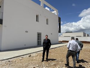 Carmiano, nuova caserma dei carabinieri. Il sindaco Erroi: “Inaugurazione a settembre. Fondamentale per presidiare il territorio" - Corriere Salentino