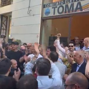 A Gallipoli Fasano torna a fare il sindaco. Maglie, il sindaco Toma vince per la terza volta: la roccaforte di Raffaele Fitto resiste - Corriere Salentino