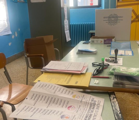 Affluenza in calo nei 21 comuni salentini: alle 15 ha votato il 64,80%, quasi tre punti in meno rispetto alla precedente tornata