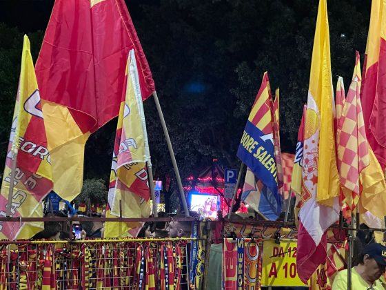 Un’Altra volta Ancora! Il Lecce resta in A. La gioiA esplode in città. Le foto e i video dei primi festeggiamenti - Corriere Salentino