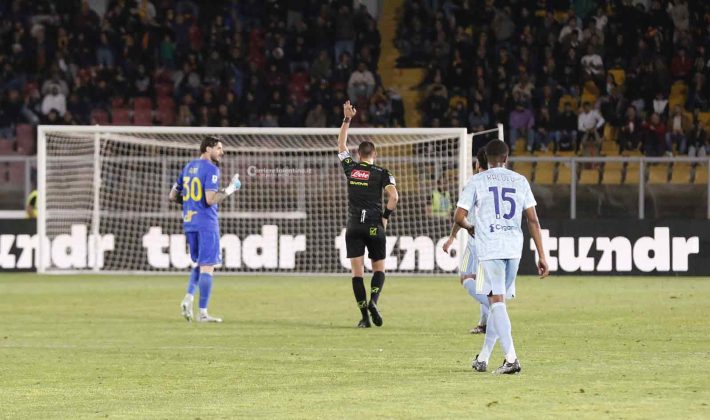 Il Lecce perde di misura contro la Vecchia Signora, Lecce-Juventus, 0-1 - Corriere Salentino