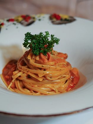 Capoccia’s, dove il mare incontra l’anima dell’ospitalità salentina - Corriere Salentino